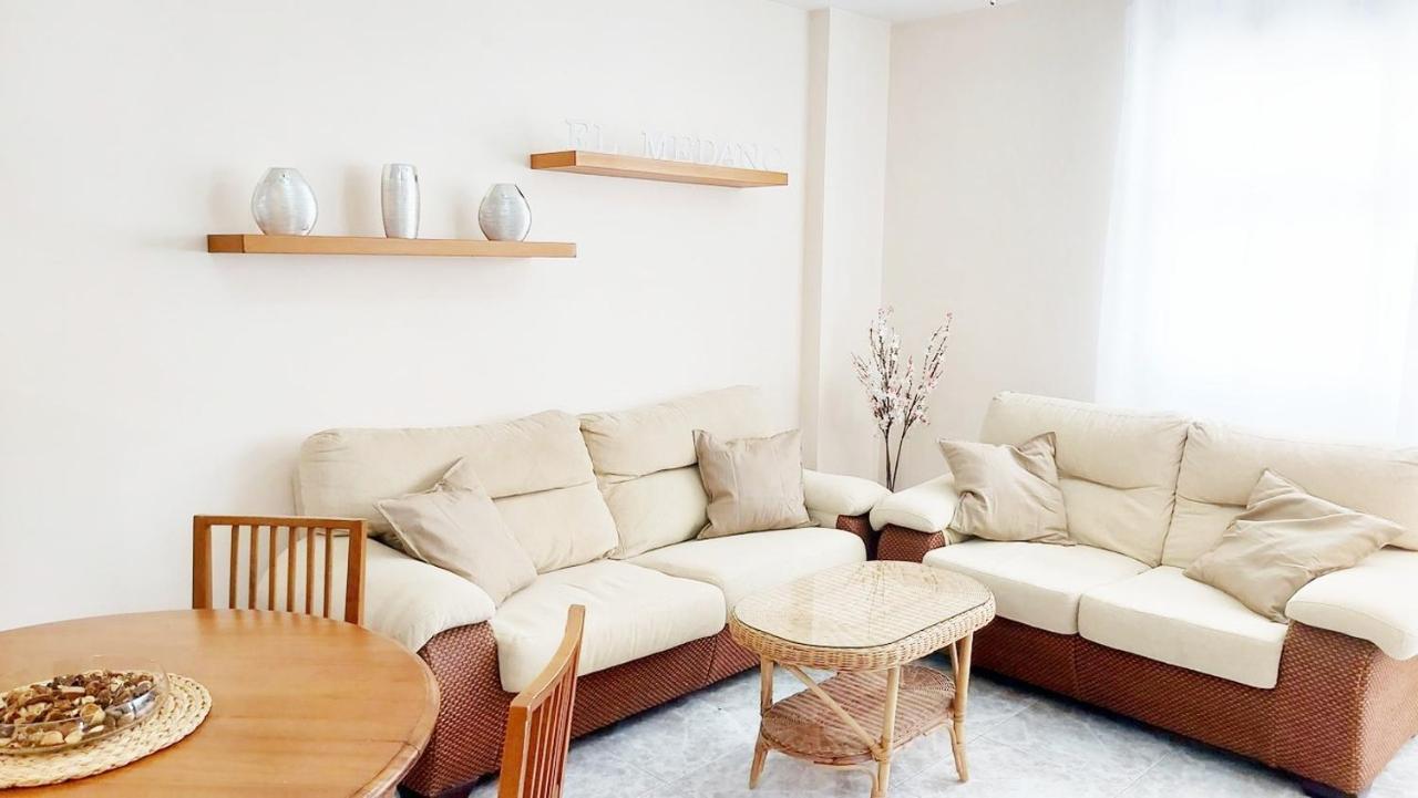 Centric 2 Bedrooms Apartment Near To The Beach - By Tenerifehints El Medano  Bagian luar foto