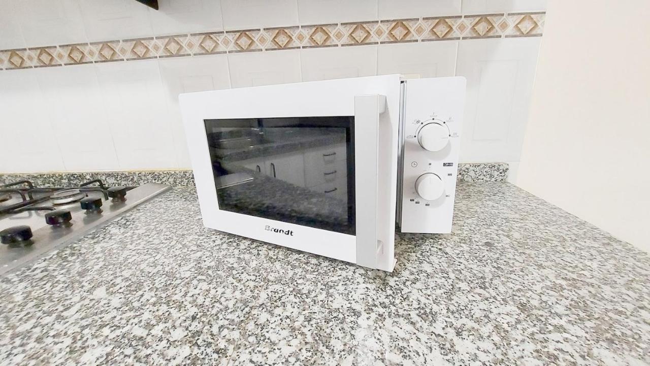 Centric 2 Bedrooms Apartment Near To The Beach - By Tenerifehints El Medano  Bagian luar foto